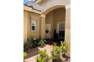 5112 Victoria Circle, West Palm Beach, FL 33409 Sold 08/27/25