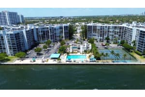 800 Parkview Drive 823, Hallandale Beach, FL 33009 - MLS#R11086360