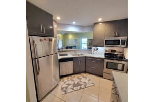 13 Via De Casas Sur 104, Boynton Beach, FL 33426 Sold 06/30/25