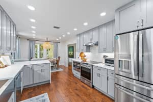 715 Warren Drive, Jupiter, FL 33458 Sold 07/08/25