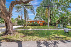 4633 SW 31st Drive, West Park, FL 33023 Sold 06/02/25