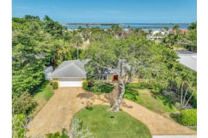 10 Middle Road, Sewalls Point, FL 34996 Sold 02/27/26