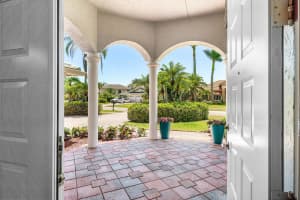 582 Cypress Green Circle, Wellington, FL 33414 Sold 06/30/25