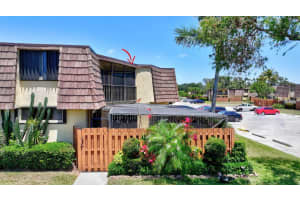 44 Springdale Circle, Palm Springs