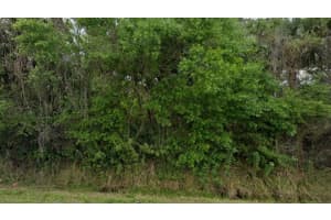 3887 NW 37th Avenue, Okeechobee, FL 34972 Sold 07/18/25