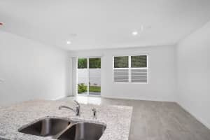 530 Salisbury Circle, Fort Pierce, FL 34982 Sold 05/09/25