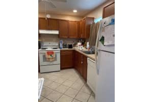 103 Oxford 500 103, West Palm Beach, FL 33417 Sold 09/19/25