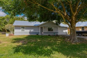 6015 Palm Drive, Fort Pierce, FL 34982 Sold 08/20/25