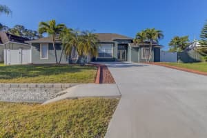 942 SW Consolata Avenue, Port Saint Lucie, FL 34953 Sold 09/02/25