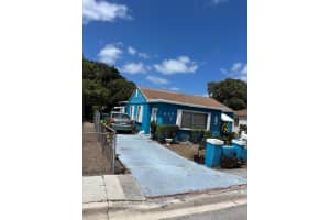 640 W 2nd Street, Riviera Beach, FL 33404 Sold 06/17/25