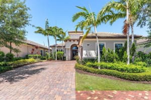 183 SE Calmo Circle, Port Saint Lucie, FL 34984 - MLS#R11086730