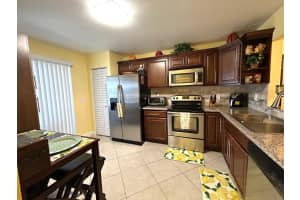 4330 Lucerne Villas Lane, Lake Worth