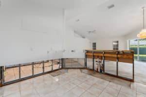 1065 17th Lane SW, Vero Beach, FL 32962 Sold 06/27/25