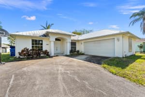 1065 17th Lane SW, Vero Beach, FL 32962 Sold 06/27/25