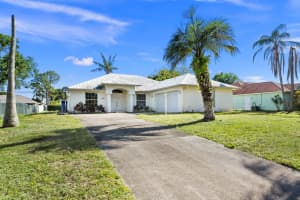 1065 17th Lane SW, Vero Beach, FL 32962 Sold 06/27/25