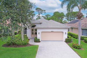 8829 First Tee Road, Port Saint Lucie