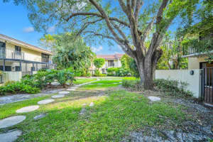 1330 NW 13 Street 6, Boca Raton, FL 33486 - MLS#R11086790