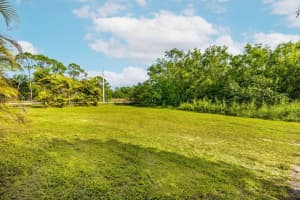 17924 W Sycamore Drive, Loxahatchee, FL 33470 Sold 08/08/25
