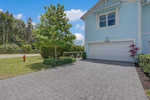 6332 Sailpointe Lane, West Palm Beach, FL 33413 Sold 12/04/25