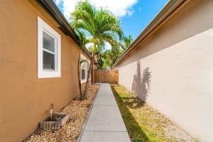 6071 Savannah Way, Lake Worth, FL 33463 Sold 06/30/25