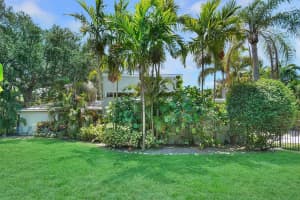 1 Riverview Drive, Sewalls Point, FL 34996 Sold 08/25/25