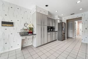 696 Juniper Place, Wellington, FL 33414 Sold 08/08/25