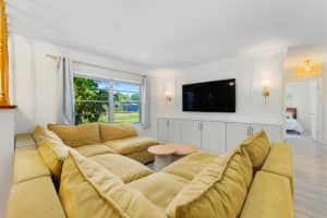 966 37th Avenue, Vero Beach, FL 32960 Sold 06/09/25