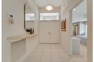 9870 Harbour Lake Circle, Boynton Beach, FL 33437 - MLS#R11086965