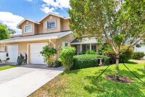 935 Honeytree Lane B, Wellington, FL 33414 Sold 06/04/25