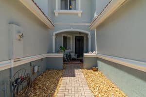 2070 Oakhurst Way, Riviera Beach, FL 33404 Sold 08/01/25