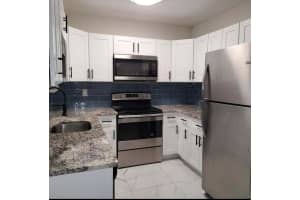 2340 Avenue M, Riviera Beach, FL 33404 - MLS#R11086993