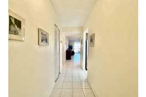 27 Abbey Lane 407, Delray Beach, FL 33446 Sold 09/03/25