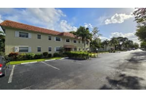 5621 Sw 2nd Court 209, Margate