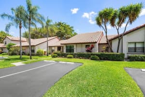 648 Deer Creek Edgewater Drive, Deerfield Beach, FL 33442 Sold 06/20/25