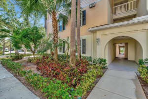 275 Murcia Drive 102, Jupiter