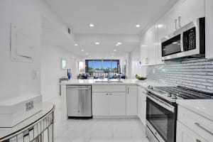 6 Royal Palm Way 506, Boca Raton