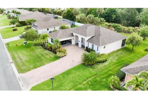 1080 Southlakes Way SW, Vero Beach, FL 32968 - MLS#R11087289
