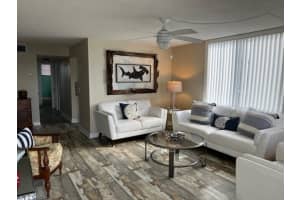104 Paradise Harbour 415 Boulevard 415, North Palm Beach, FL 33408 - MLS#R11087293
