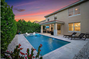 5769 SE Crooked Oak Avenue, Hobe Sound, FL 33455 Sold 10/31/25