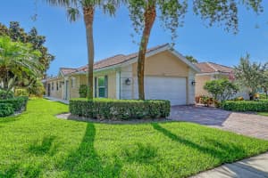 677 Hudson Bay Drive, Palm Beach Gardens