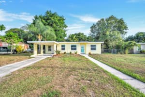 3205 Tennessee Avenue, Fort Pierce, FL 34950 - MLS#R11087328