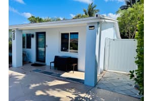 136 SW 11th Avenue, Boynton Beach, FL 33435 Sold 06/02/25