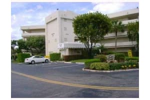 3186 Via Poinciana 106, Lake Worth, FL 33467 - MLS#R11087374