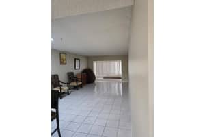 3186 Via Poinciana 106, Lake Worth, FL 33467 - MLS#R11087374