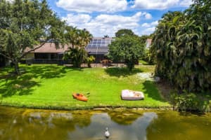 1369 Riverside Circle, Wellington