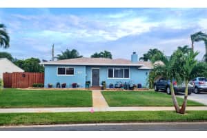 380 Laurie Road, West Palm Beach