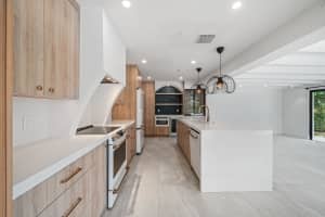 1516 Wagner Circle, Lake Clarke Shores, FL 33406 Sold 09/26/25