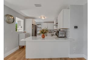 923 N H Street, Lake Worth Beach, FL 33460 - MLS#R11087506