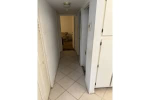 1009 Green Pine Boulevard E1, West Palm Beach, FL 33409 Sold 06/20/25