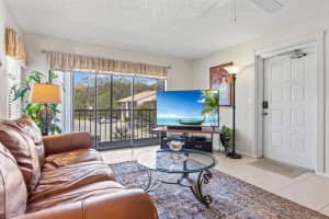 2732 SW Matheson Avenue 112-B2, Palm City, FL 34990 - MLS#R11087568